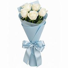 Букет 5 Белых роз Проуд в Заводоуковске