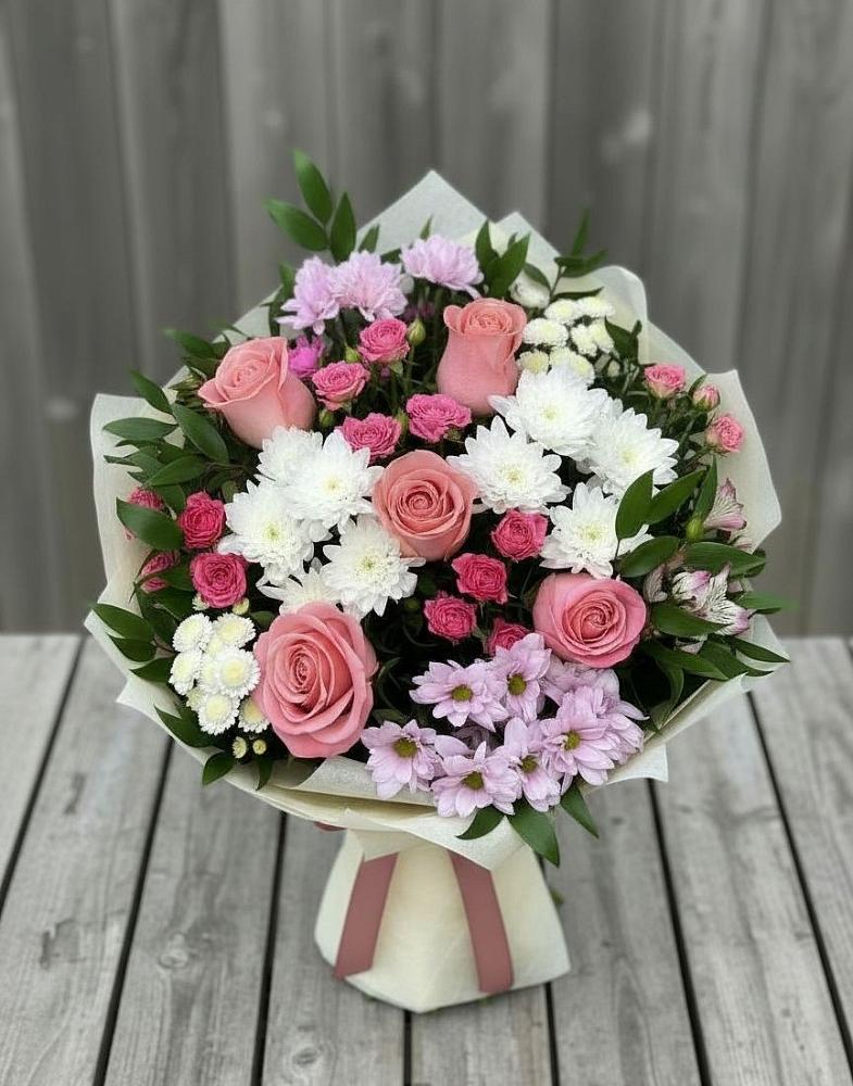 Букет цветов из: Альстромерии, Гвоздики, Розы и Хризантемы в Заводоуковске