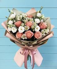 Букет цветов из:  Розы, Альстромерии и Лизиантусы в Заводоуковске