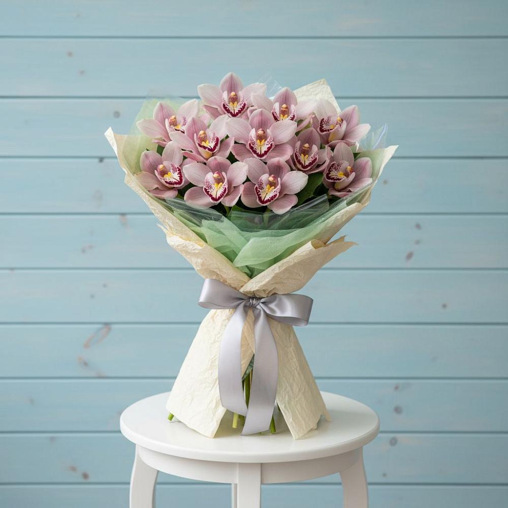 Букет цветов из: Орхидеи и Розы в Заводоуковске