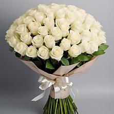Букет 101 беля роза Белоснежка в Заводоуковске