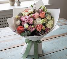 Букет цветов из:  Розы, Лизиантусы и Гвоздики в Заводоуковске