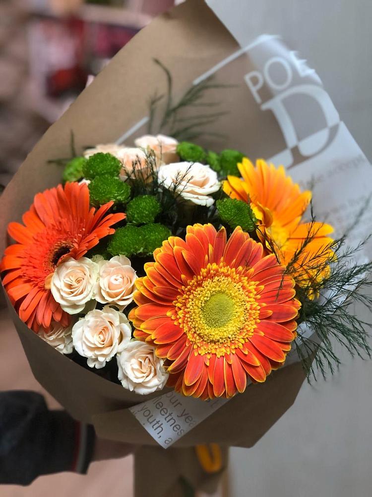 Букет цветов из: Герберы, Хризантемы и Розы в Заводоуковске
